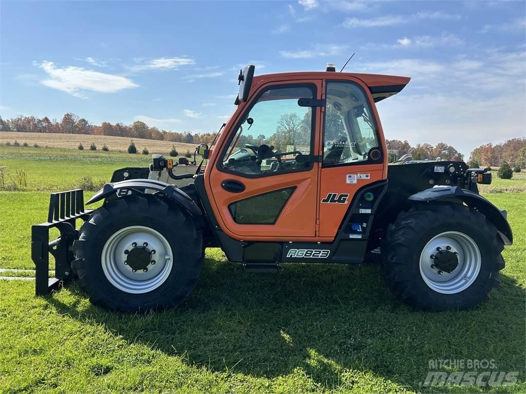 JLG AG823 Chariot télescopique