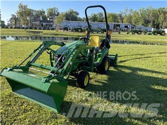 John Deere 1023E Micro tracteur