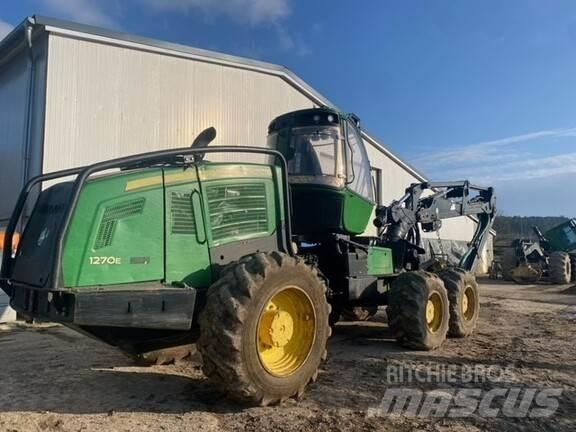 John Deere 1270E Abatteuse