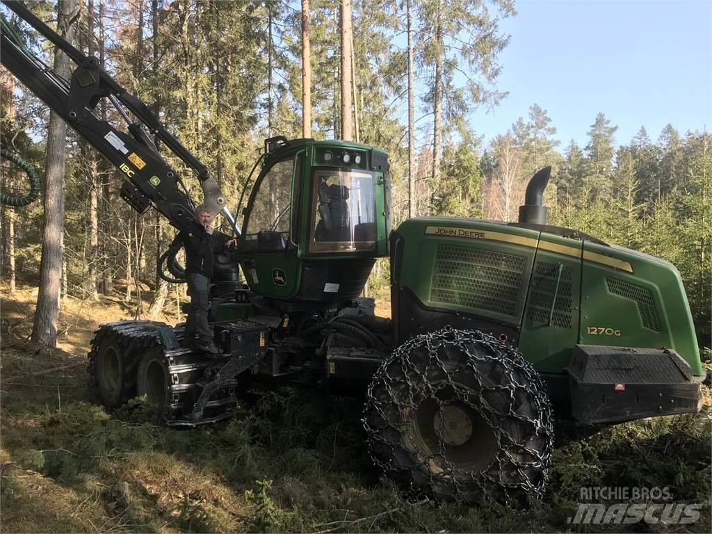 John Deere 1270G Abatteuse