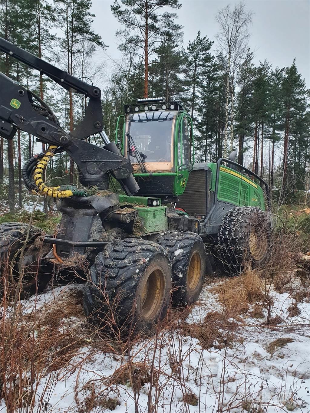 John Deere 1270G Abatteuse