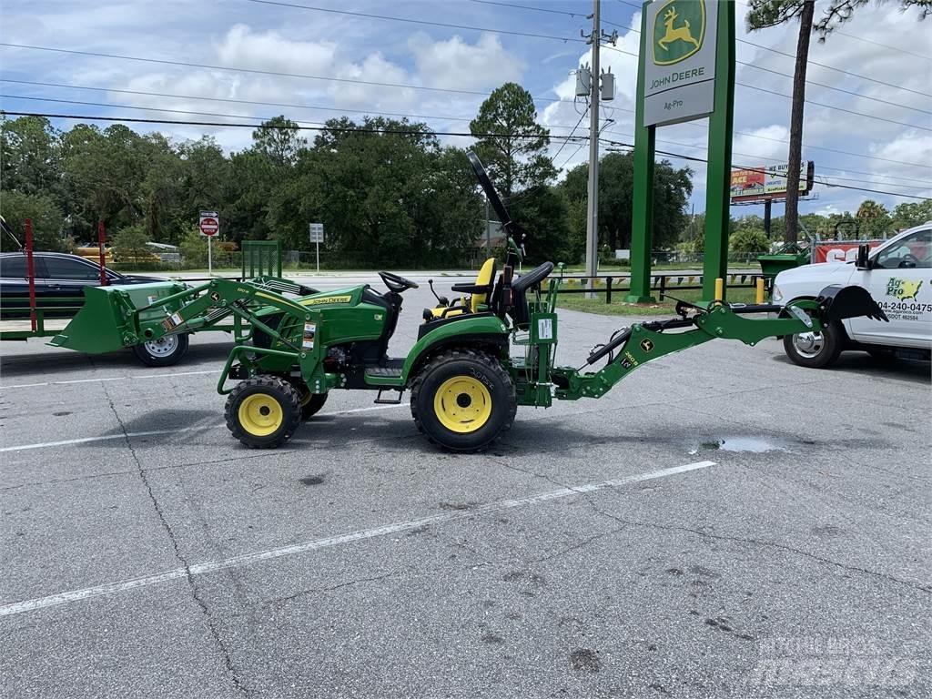 John Deere 2025R Micro tracteur