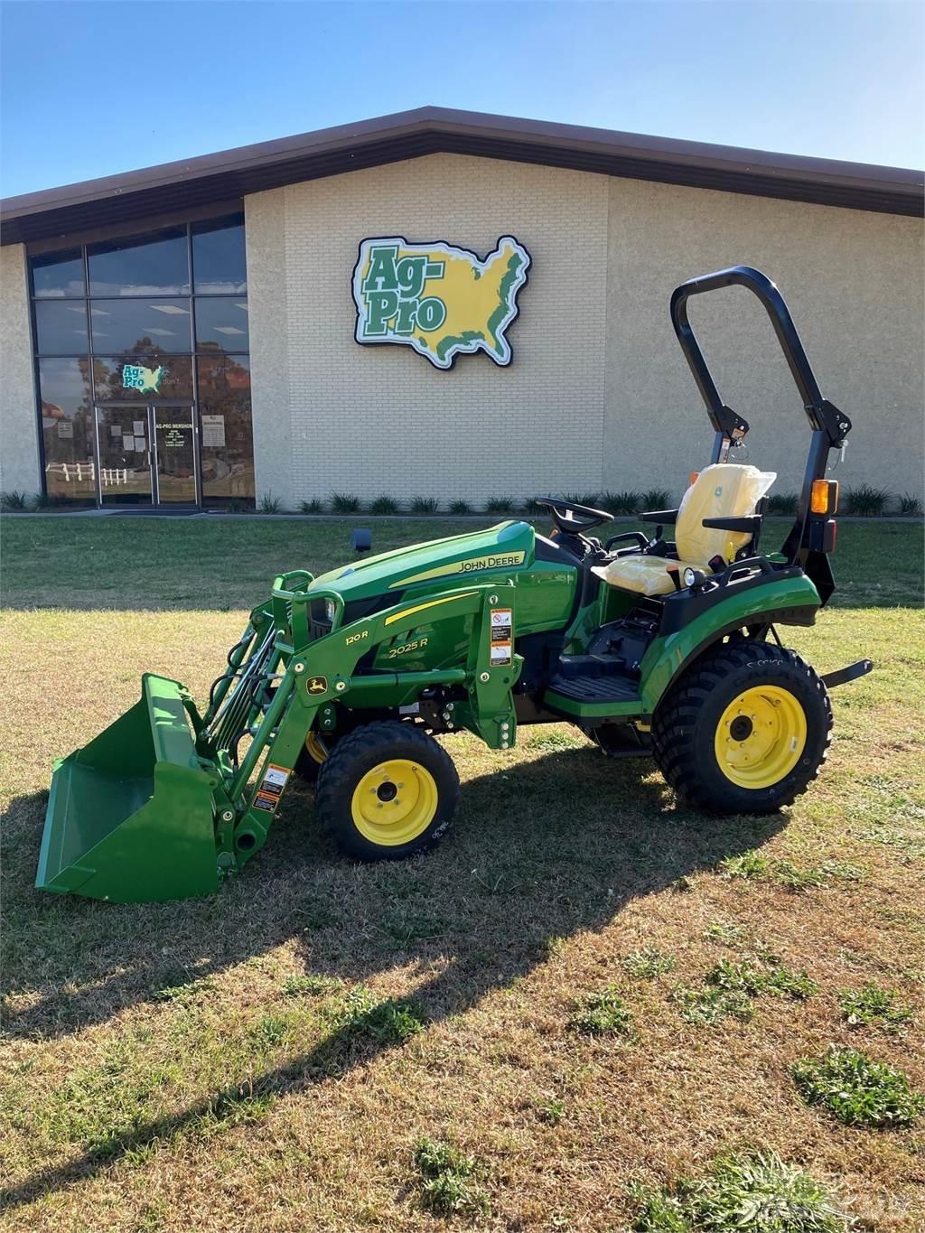 John Deere 2025R Micro tracteur
