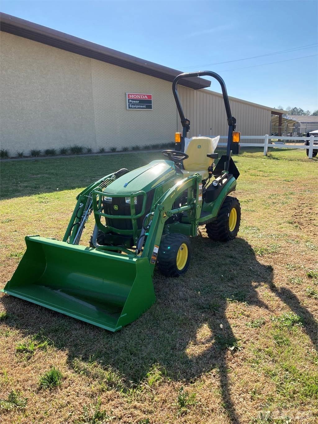 John Deere 2025R Micro tracteur