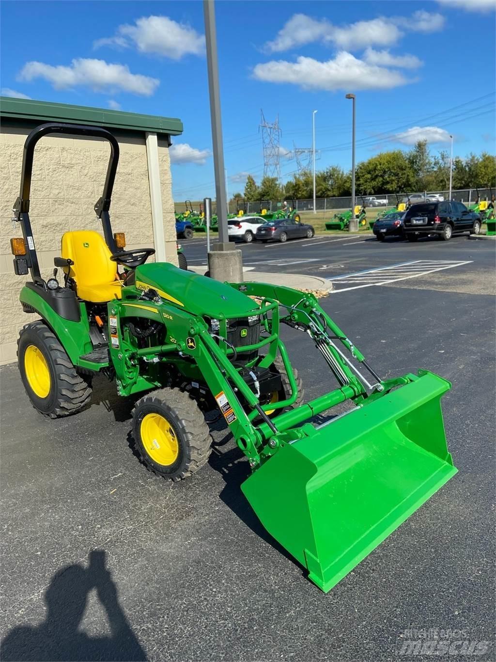 John Deere 2025R Micro tracteur