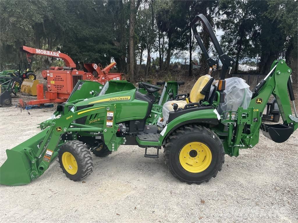 John Deere 2025R Micro tracteur