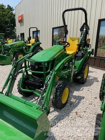 John Deere 2025R Micro tracteur