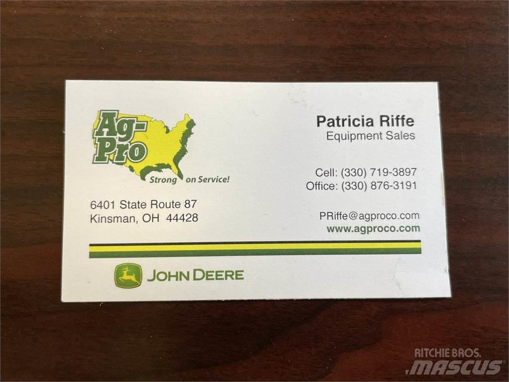 John Deere 2025R Micro tracteur