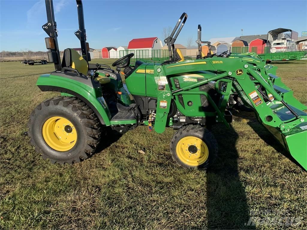 John Deere 2032R Micro tracteur