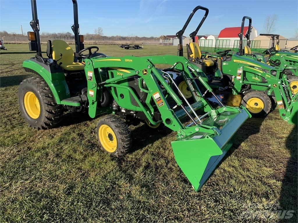 John Deere 2032R Micro tracteur