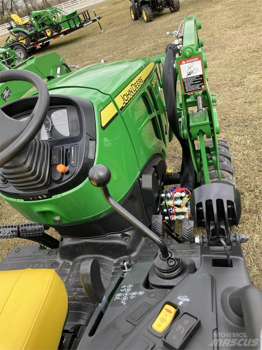John Deere 2032R Micro tracteur