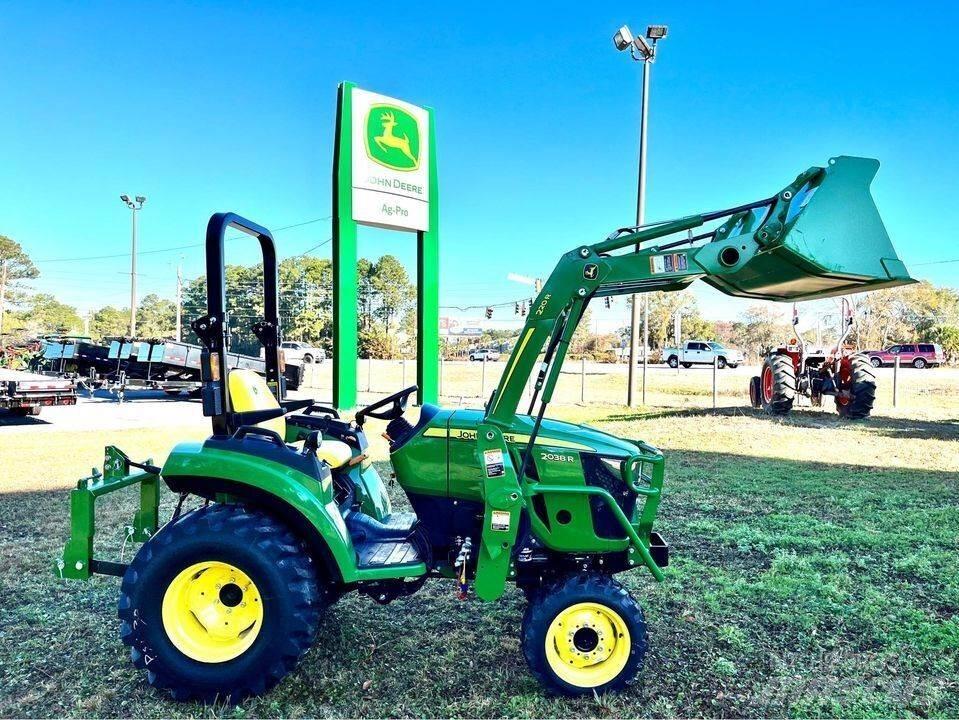 John Deere 2038R Micro tracteur