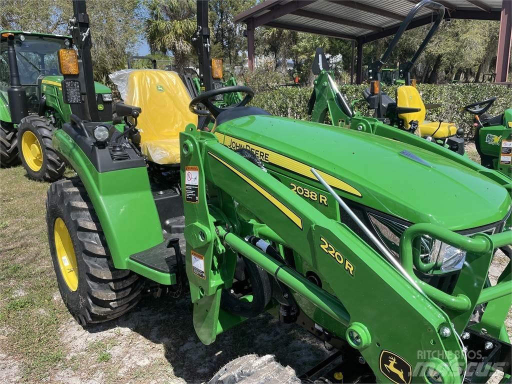 John Deere 2038R Micro tracteur