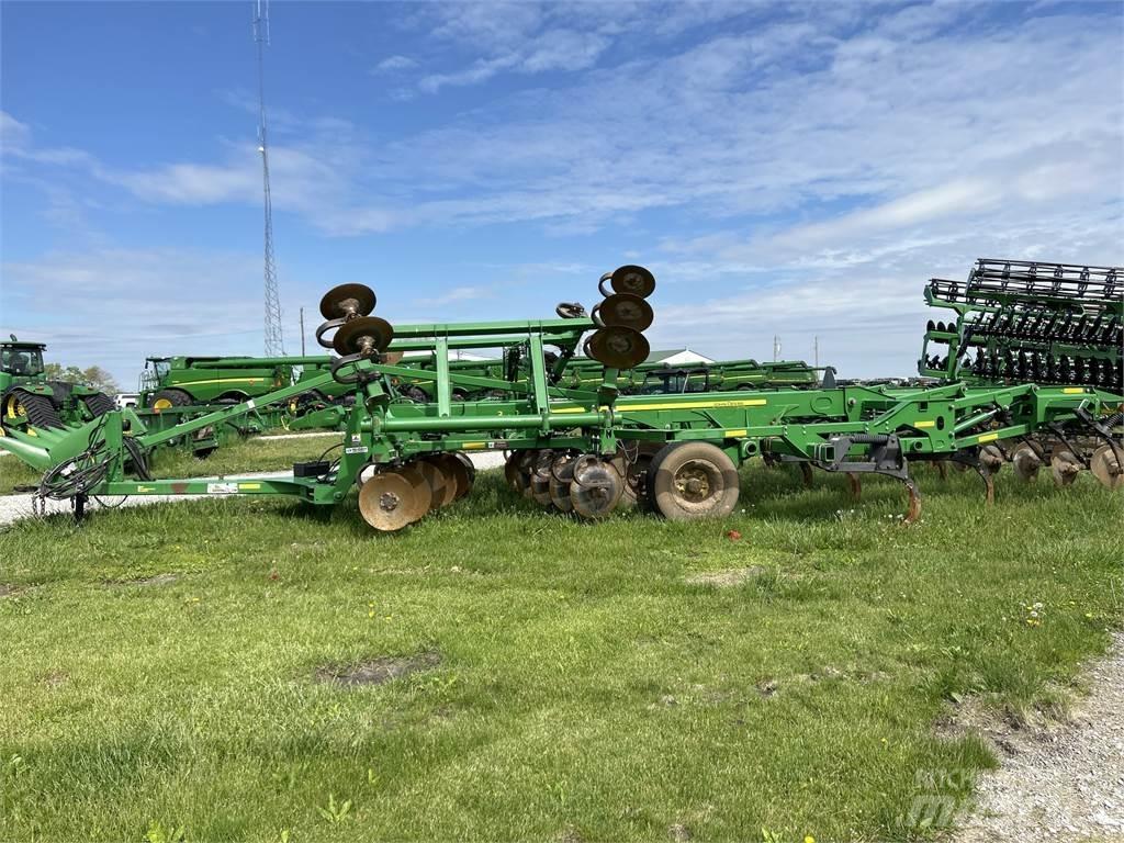 John Deere 2730 Autres outils de préparation du sol
