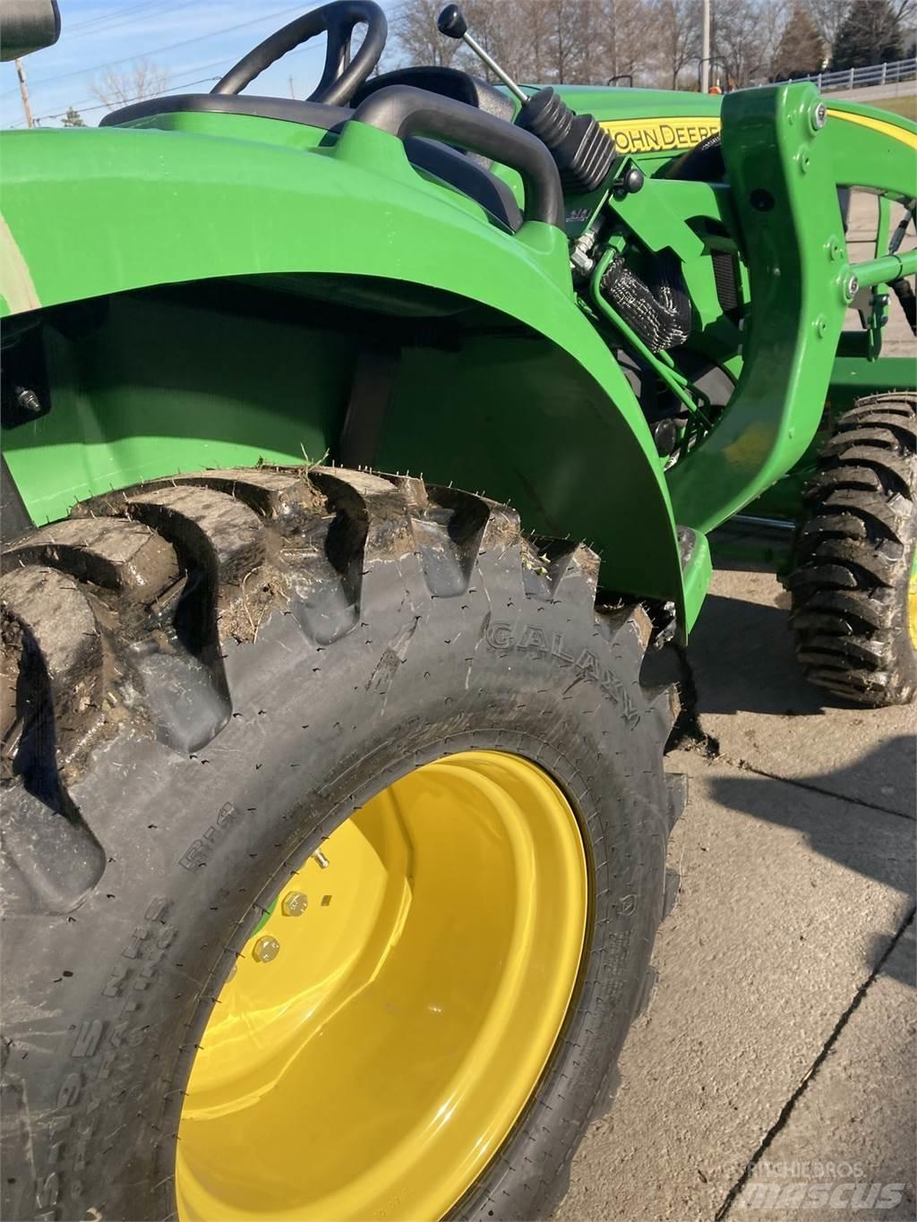 John Deere 3025D Micro tracteur