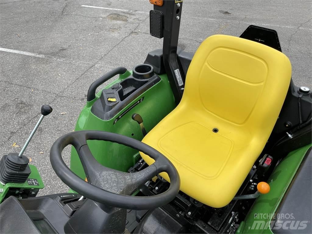 John Deere 3032E Micro tracteur