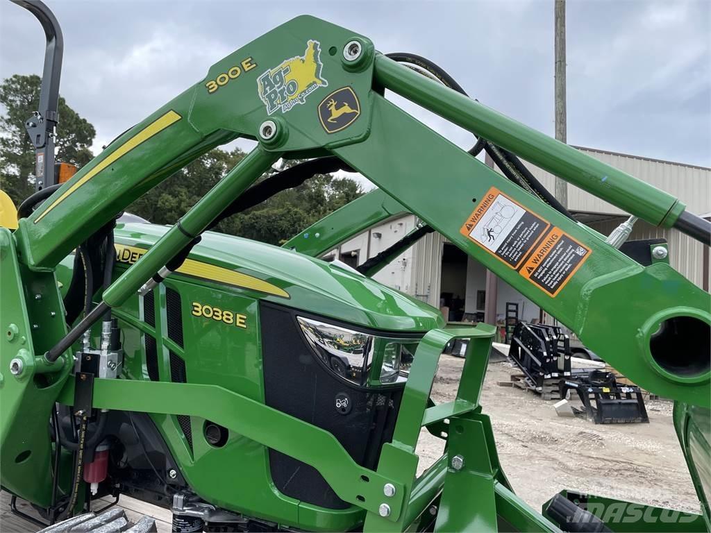 John Deere 3038E Micro tracteur