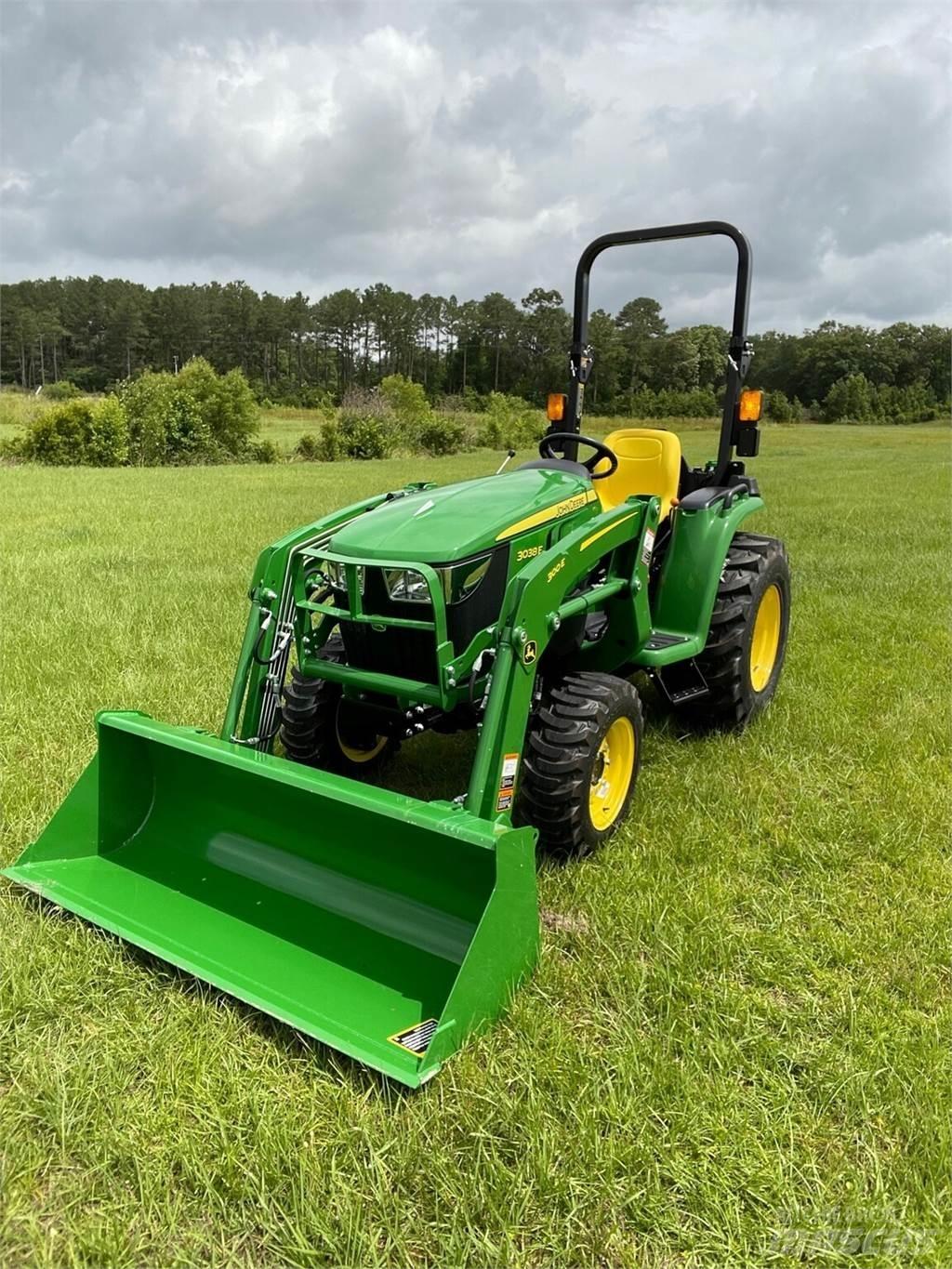 John Deere 3038E Micro tracteur