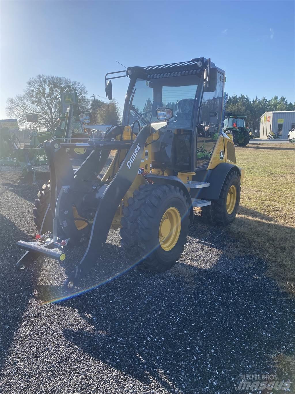 John Deere 304 G Mini chargeuse