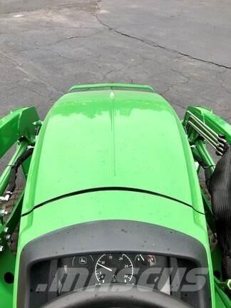 John Deere 3043D Tracteur
