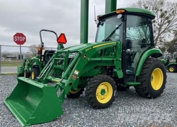 John Deere 3046R Tracteur