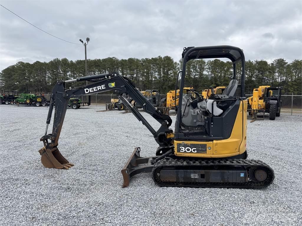 John Deere 30G Mini pelle < 7t
