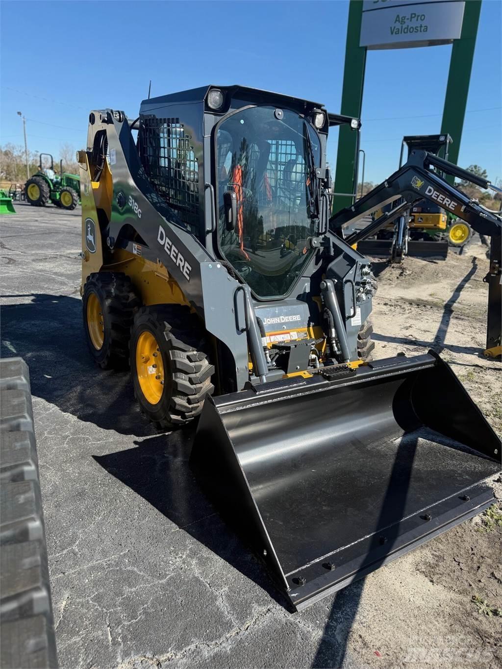 John Deere 318G Chargeuse compacte