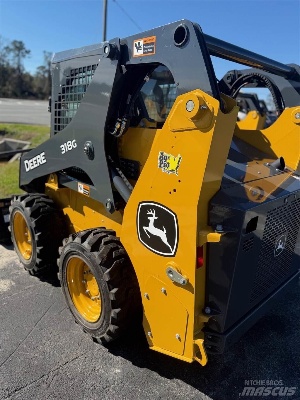 John Deere 318G Chargeuse compacte