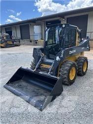 John Deere 320G Chargeuse compacte