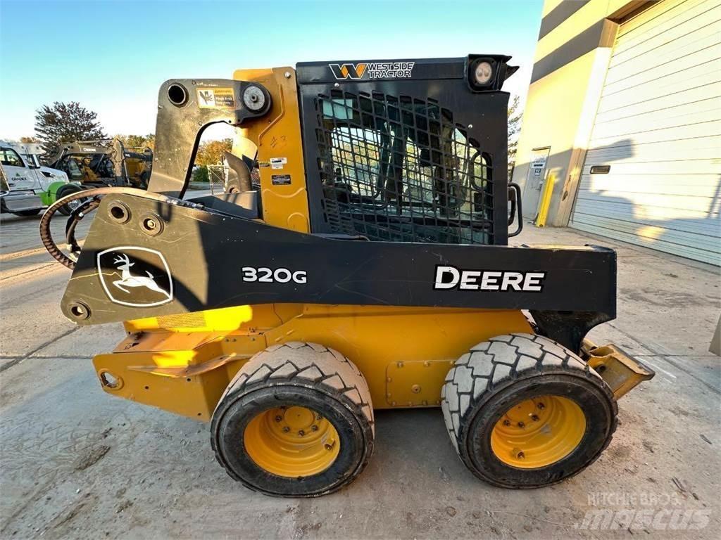 John Deere 320G Chargeuse compacte
