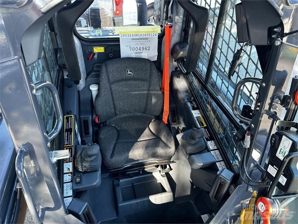 John Deere 324G Chargeuse compacte