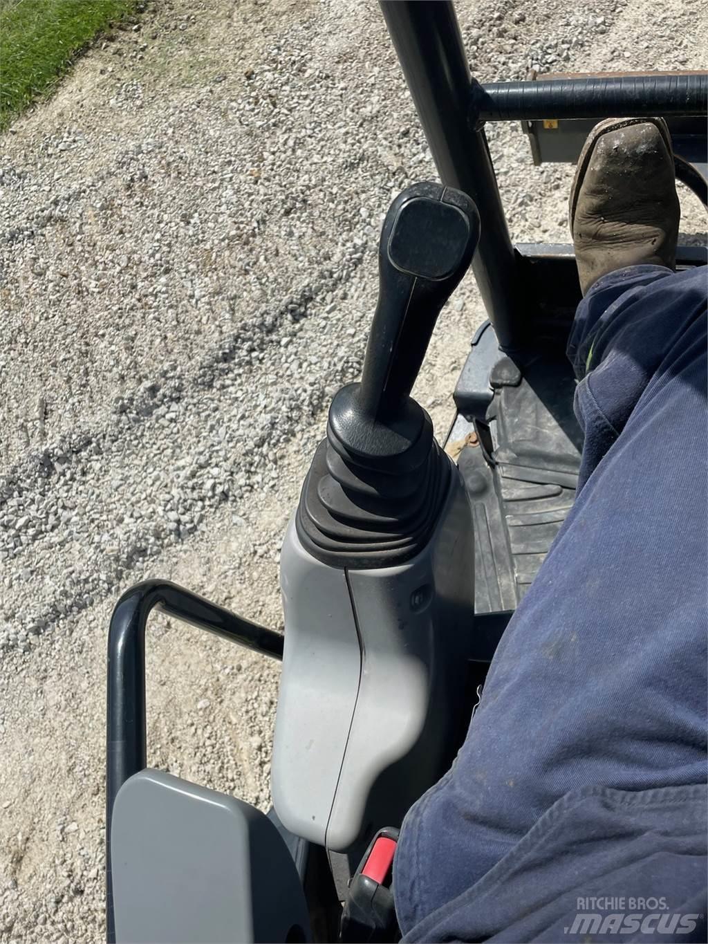 John Deere 35G Mini pelle < 7t