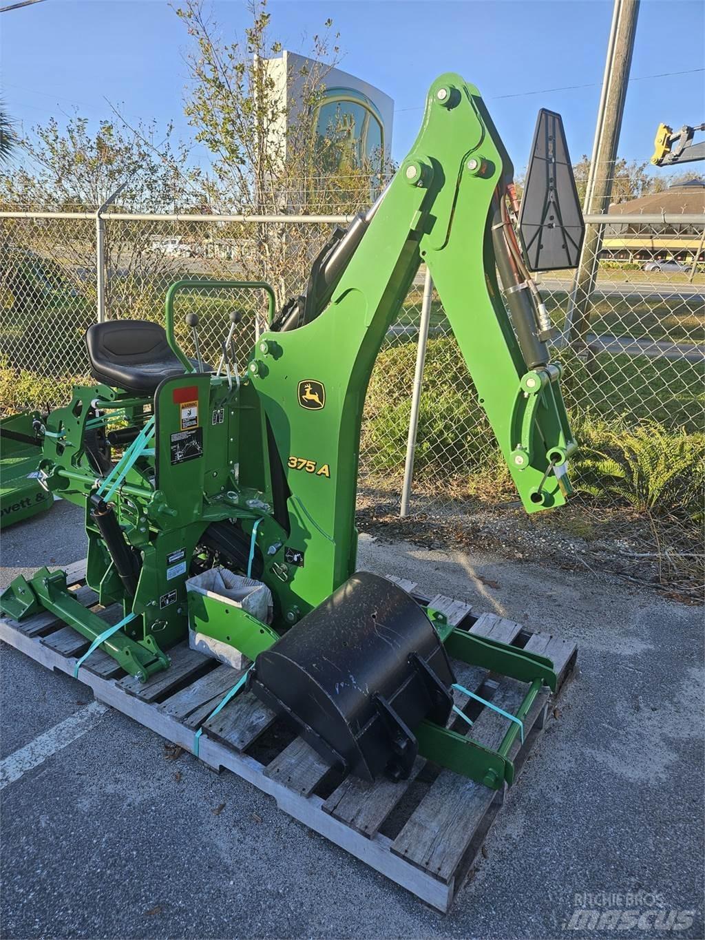 John Deere 375A Autres équipements pour tracteur
