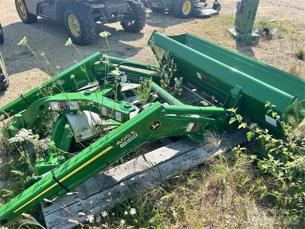 John Deere 400E Tracteur
