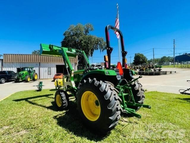 John Deere 4044M Tracteur