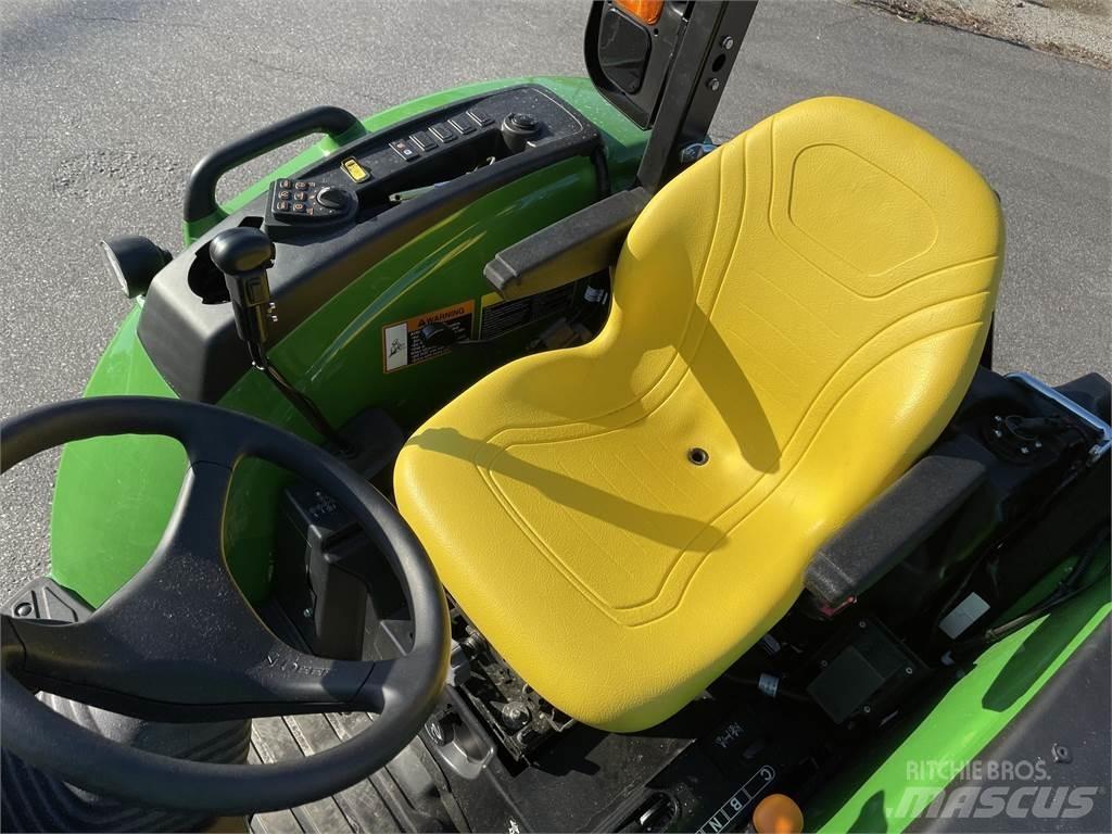 John Deere 4044R Tracteur