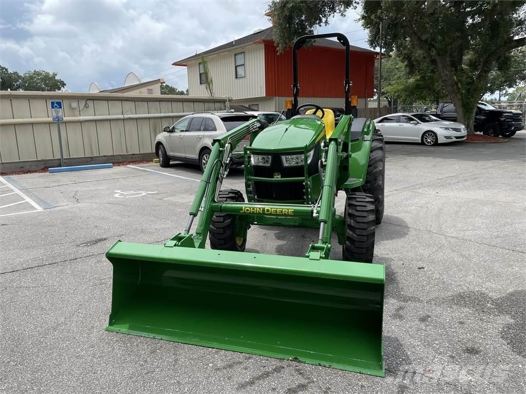 John Deere 4052M Tracteur