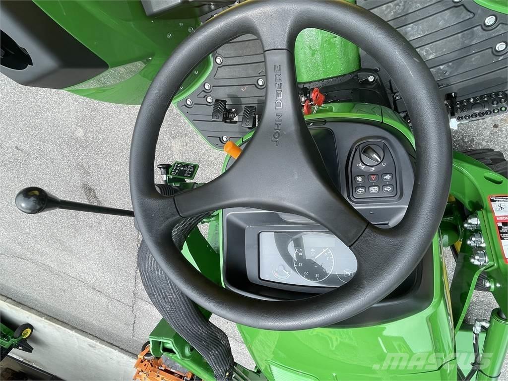 John Deere 4052M Tracteur
