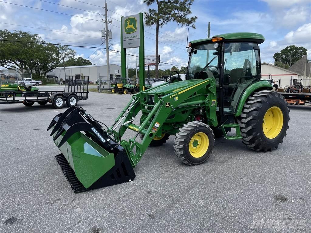 John Deere 4052R Tracteur