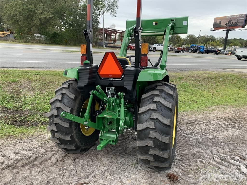 John Deere 4066M Tracteur