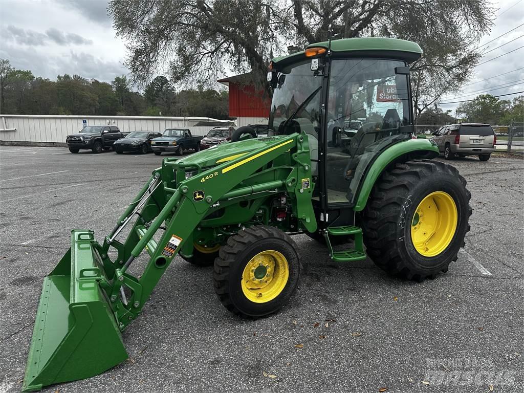 John Deere 4066R Tracteur