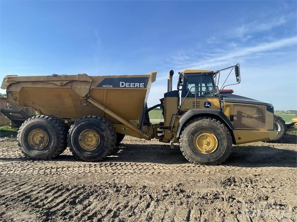 John Deere 460E Tombereau articulé