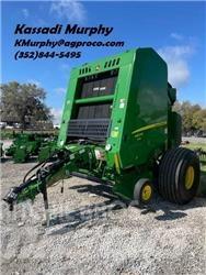 John Deere 460M Presse à balle ronde
