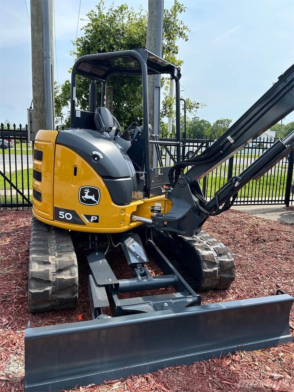 John Deere 50 P Mini pelle < 7t