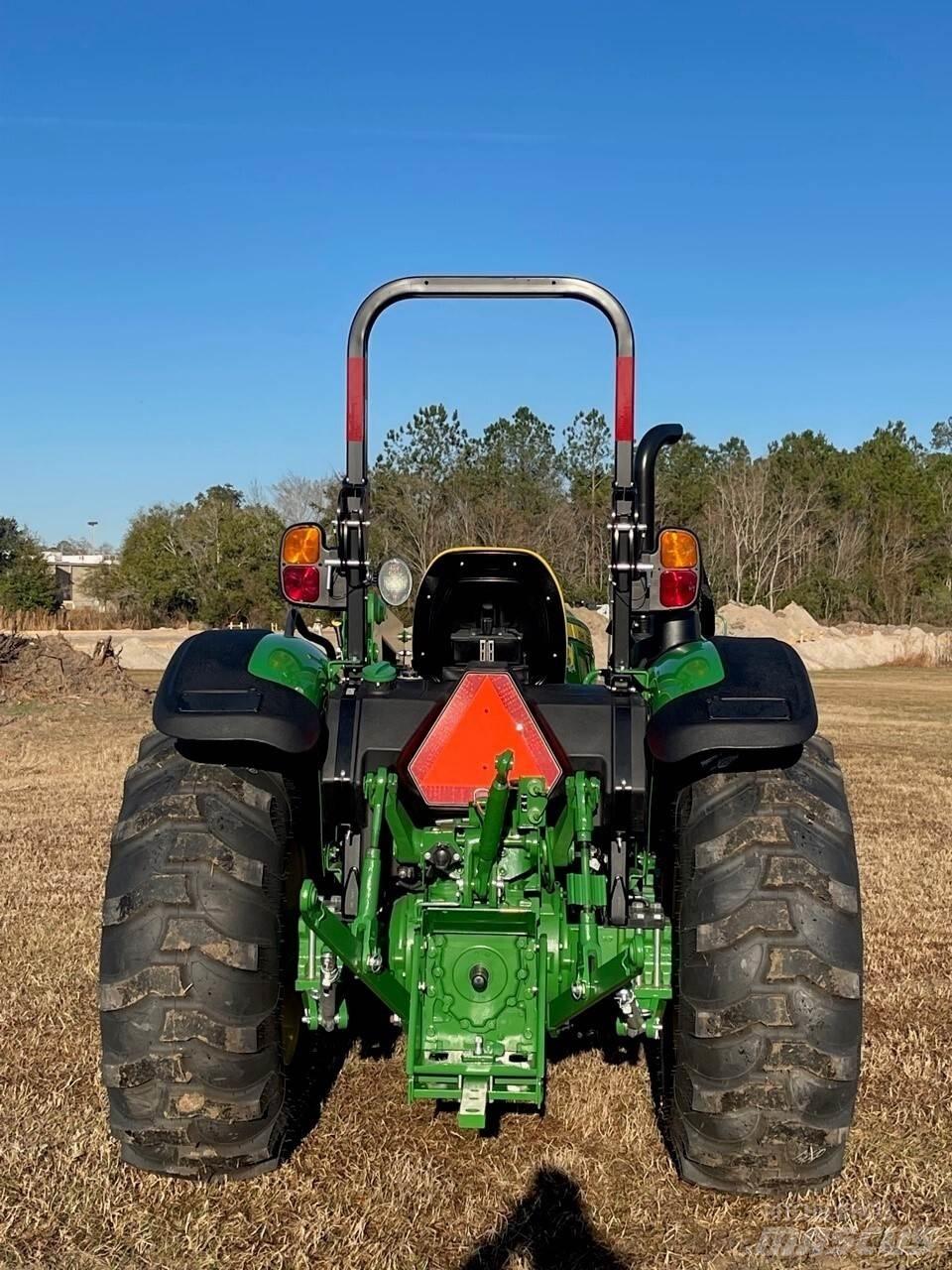 John Deere 5045E Tracteur