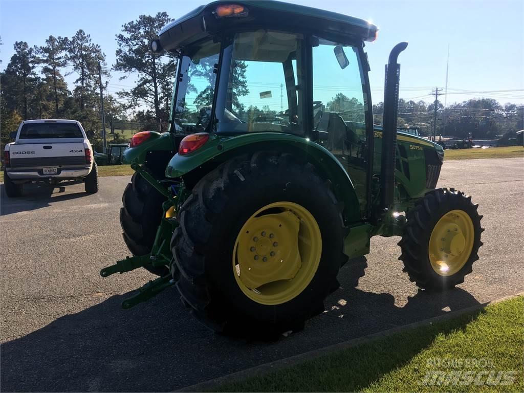 John Deere 5075E Tracteur