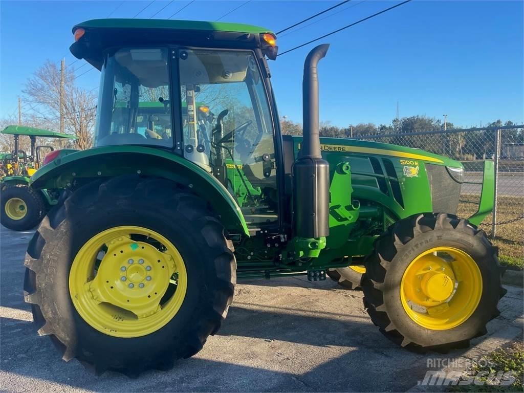 John Deere 5075E Tracteur