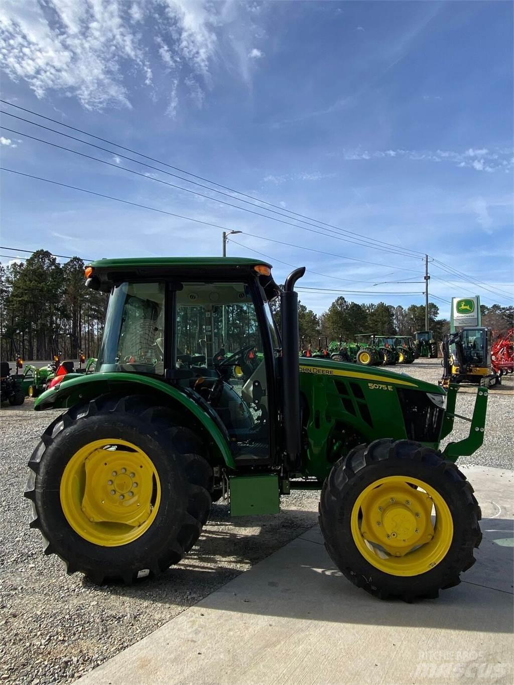 John Deere 5075E Tracteur