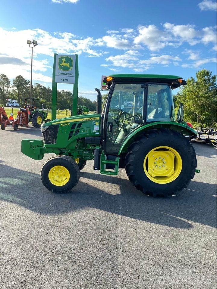 John Deere 5075E Tracteur
