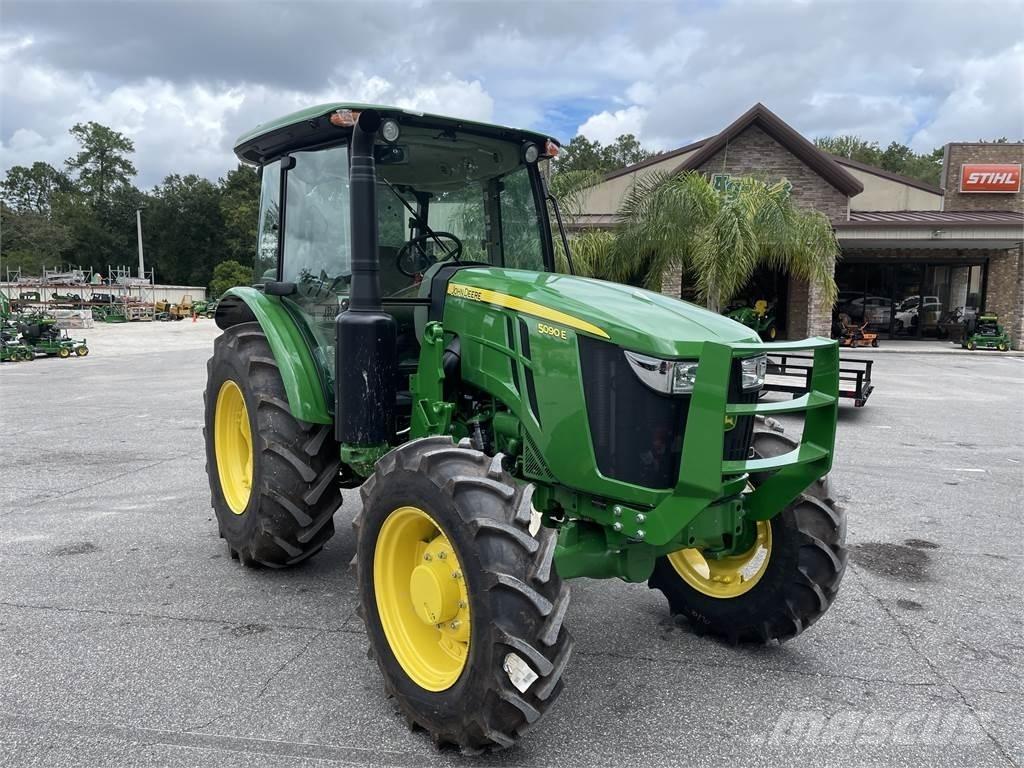 John Deere 5090E Tracteur